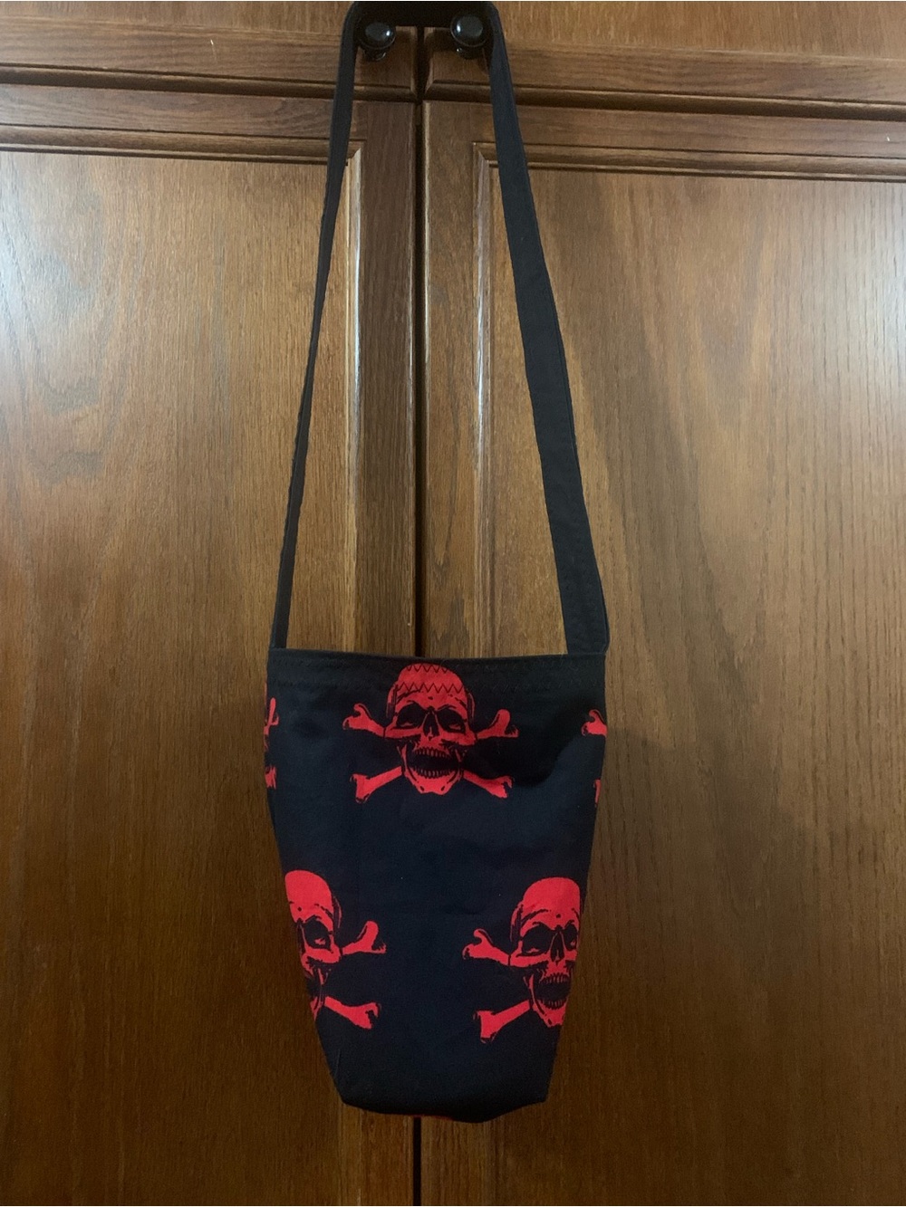 Black & Red Skull Crossbones Unisex Shoulder Bag